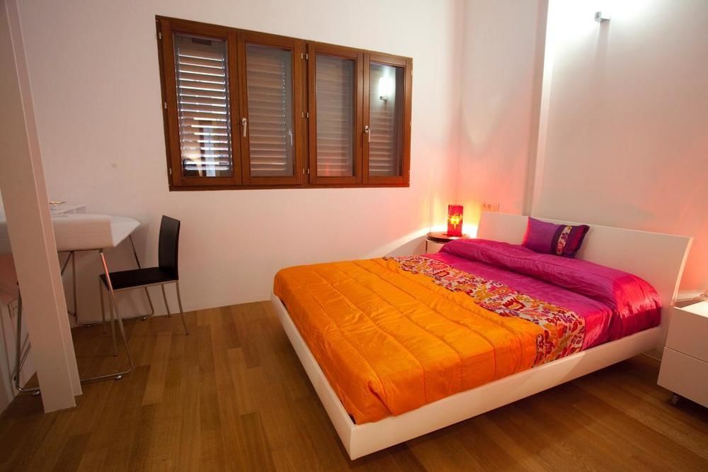 Centro By Renthas Apartment Alicante